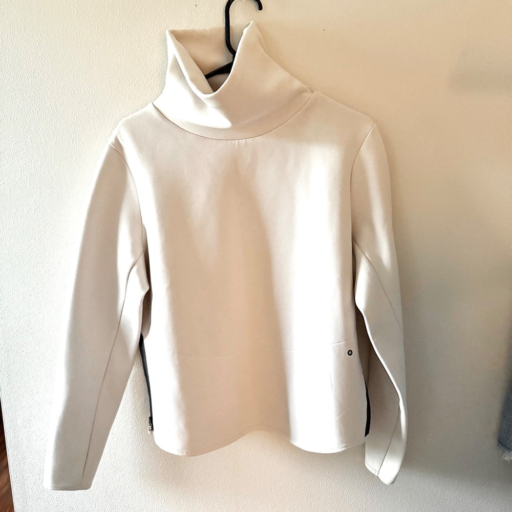 Nike cream dri-fit cropped funnel neck sweatshirt with black Nike logo size M - Picture 5 of 11